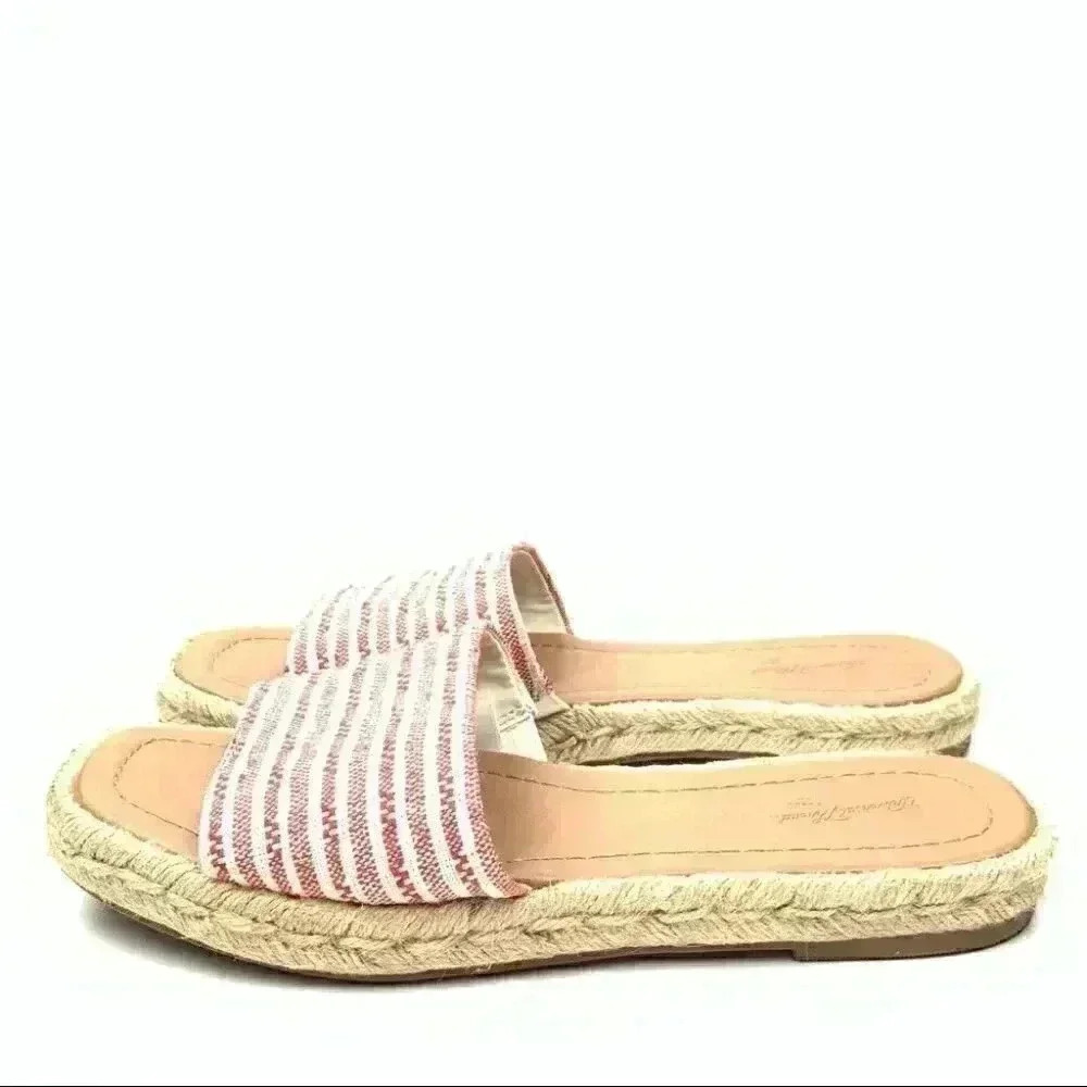 Universal threads sandals size 7 red white slip on Espadrille slides square toe - Picture 4 of 11